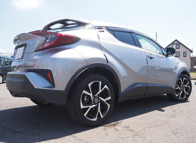 
								TOYOTA C-HR 2018 full									