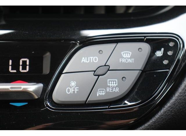 
								TOYOTA C-HR 2019 full									