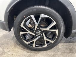 
										TOYOTA C-HR 2018 full									