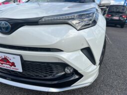 
										TOYOTA C-HR 2017 full									