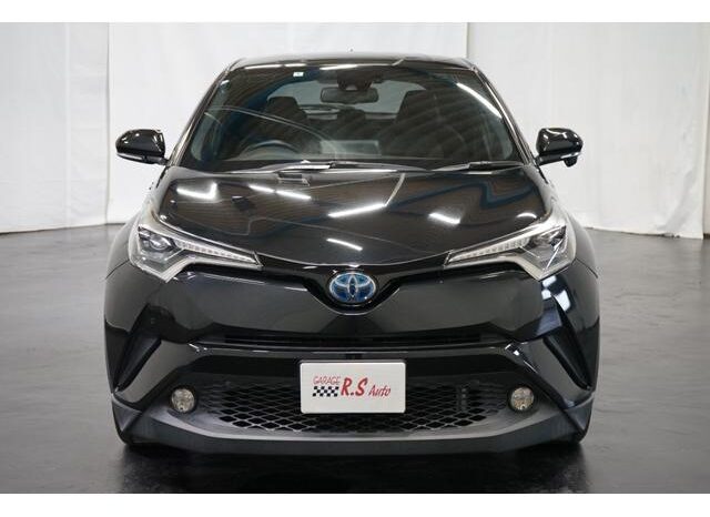 
								TOYOTA C-HR 2018 full									