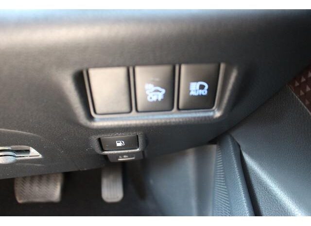 
								TOYOTA C-HR 2017 full									