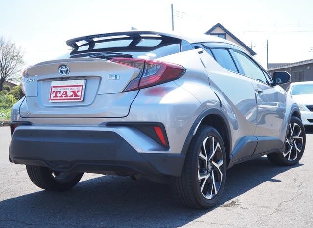 
								TOYOTA C-HR 2018 full									