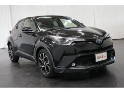 
										TOYOTA C-HR 2019 full									