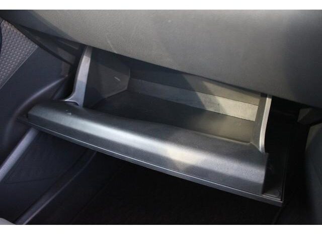 
								TOYOTA C-HR 2020 full									