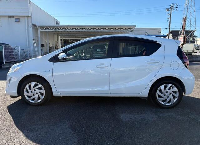 
								TOYOTA AQUA 2014 full									