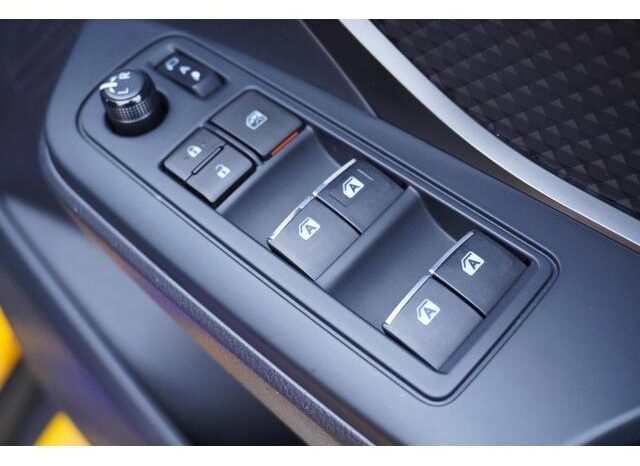 
								TOYOTA C-HR 2016 full									