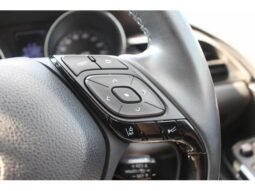 
										TOYOTA C-HR 2017 full									