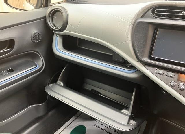 
								TOYOTA AQUA 2014 full									