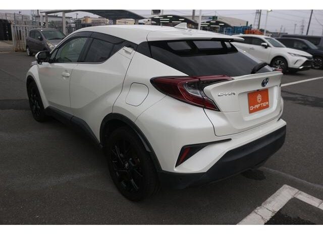 
								TOYOTA C-HR 2019 full									