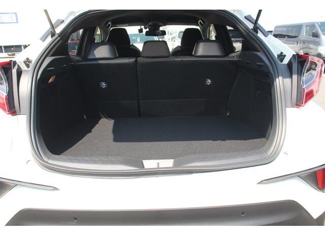 
								TOYOTA C-HR 2019 full									