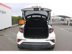 
										TOYOTA C-HR 2019 full									