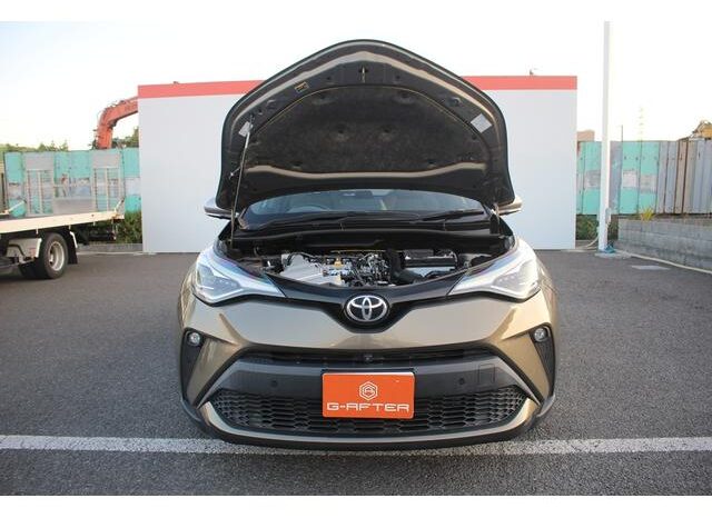 
								TOYOTA C-HR 2020 full									