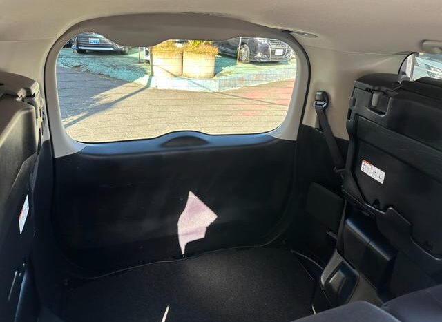 
								TOYOTA VOXY 2019 full									