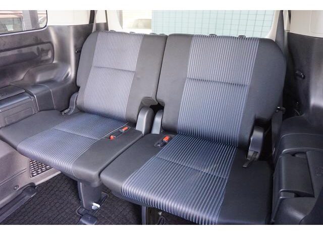 
								TOYOTA VOXY 2015 full									