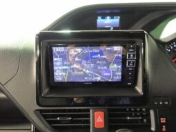 
										TOYOTA VOXY 2018 full									