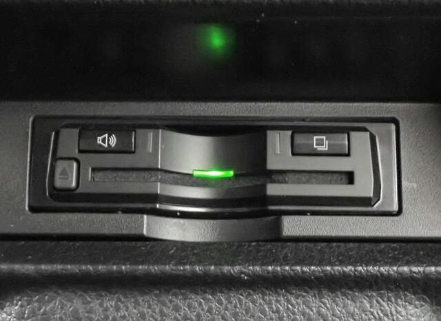 
								TOYOTA VOXY 2018 full									