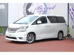 TOYOTA VELLFIRE 2010