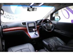 
										TOYOTA VELLFIRE 2010 full									