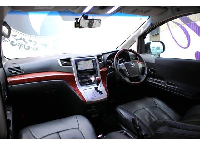 
								TOYOTA VELLFIRE 2010 full									