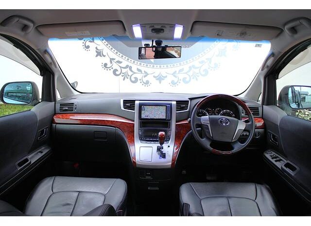 
								TOYOTA VELLFIRE 2010 full									