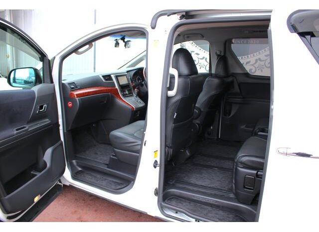 
								TOYOTA VELLFIRE 2010 full									