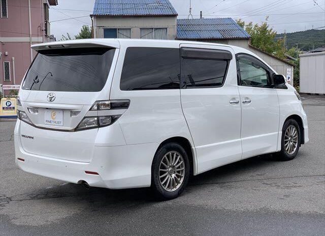 
								TOYOTA VELLFIRE 2009 full									