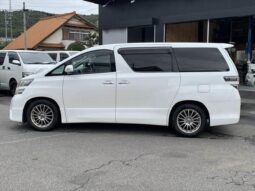 
										TOYOTA VELLFIRE 2009 full									