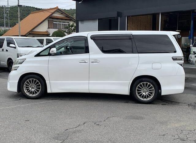 
								TOYOTA VELLFIRE 2009 full									