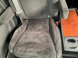 
										TOYOTA VELLFIRE 2009 full									