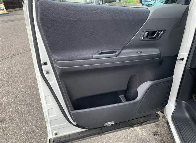 
								TOYOTA VELLFIRE 2009 full									