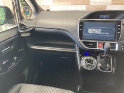 
										TOYOTA VOXY 2016 full									