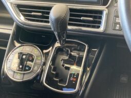 
										TOYOTA VOXY 2016 full									