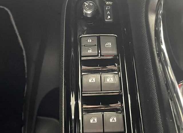 
								TOYOTA VOXY 2018 full									