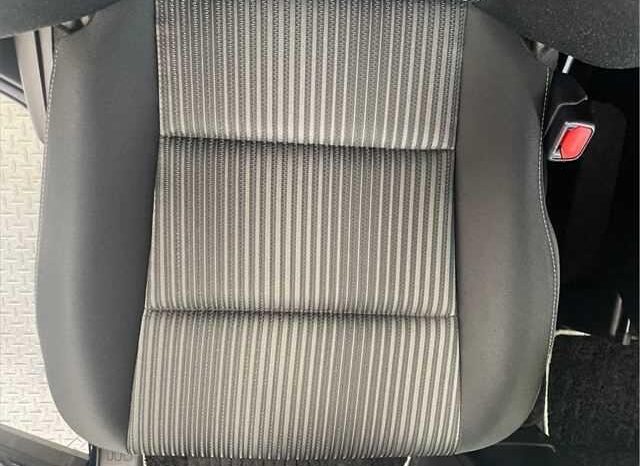 
								TOYOTA VOXY 2018 full									