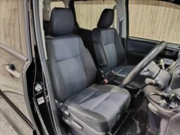 
										TOYOTA VOXY 2015 full									