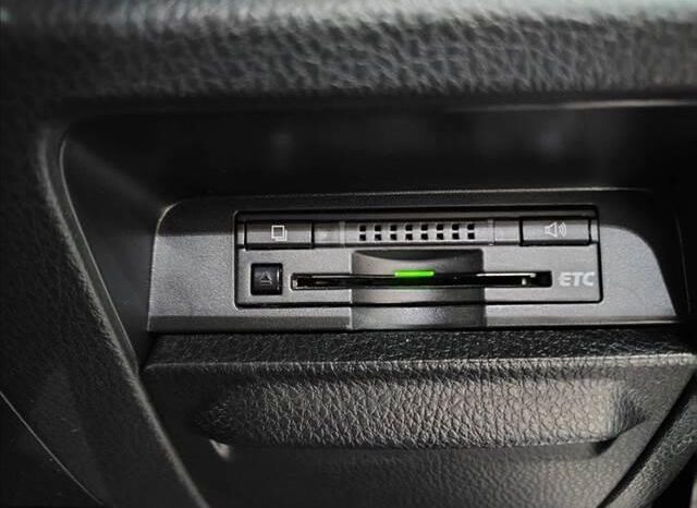 
								TOYOTA VOXY 2015 full									