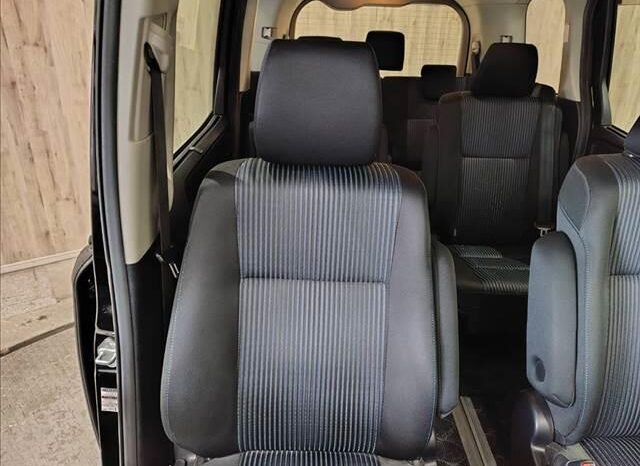 
								TOYOTA VOXY 2015 full									