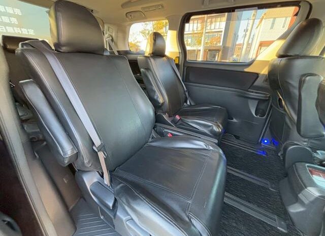 
								TOYOTA VELLFIRE 2010 full									