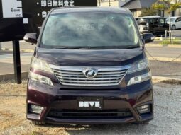TOYOTA VELLFIRE 2010