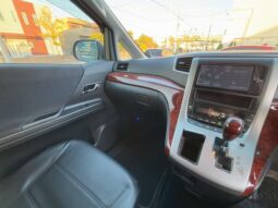 
										TOYOTA VELLFIRE 2010 full									