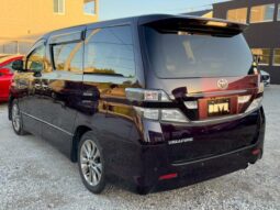 
										TOYOTA VELLFIRE 2010 full									