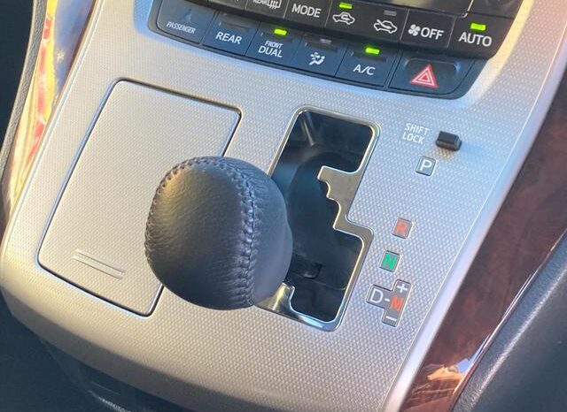 
								TOYOTA VELLFIRE 2012 full									