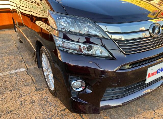 
								TOYOTA VELLFIRE 2012 full									