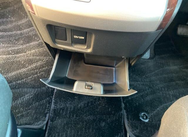 
								TOYOTA VELLFIRE 2012 full									