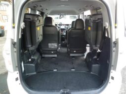 
										TOYOTA VOXY 2013 full									