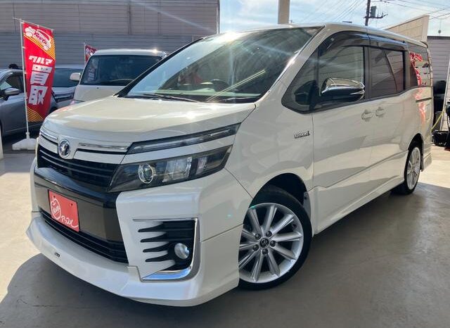 
								TOYOTA VOXY 2016 full									