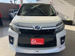 
										TOYOTA VOXY 2016 full									