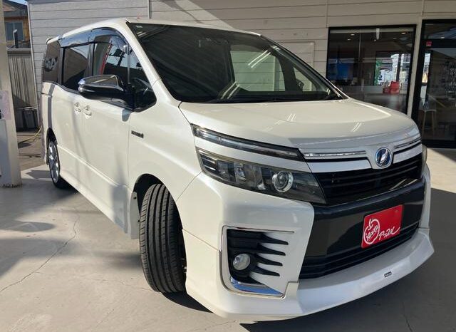 
								TOYOTA VOXY 2016 full									