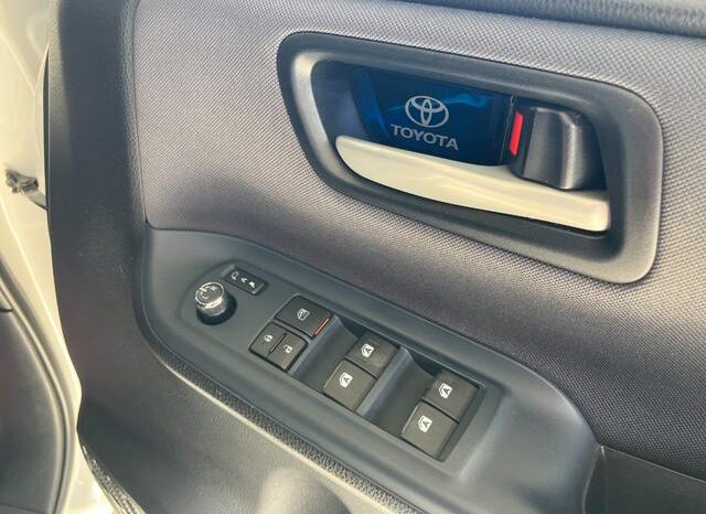 
								TOYOTA VOXY 2016 full									